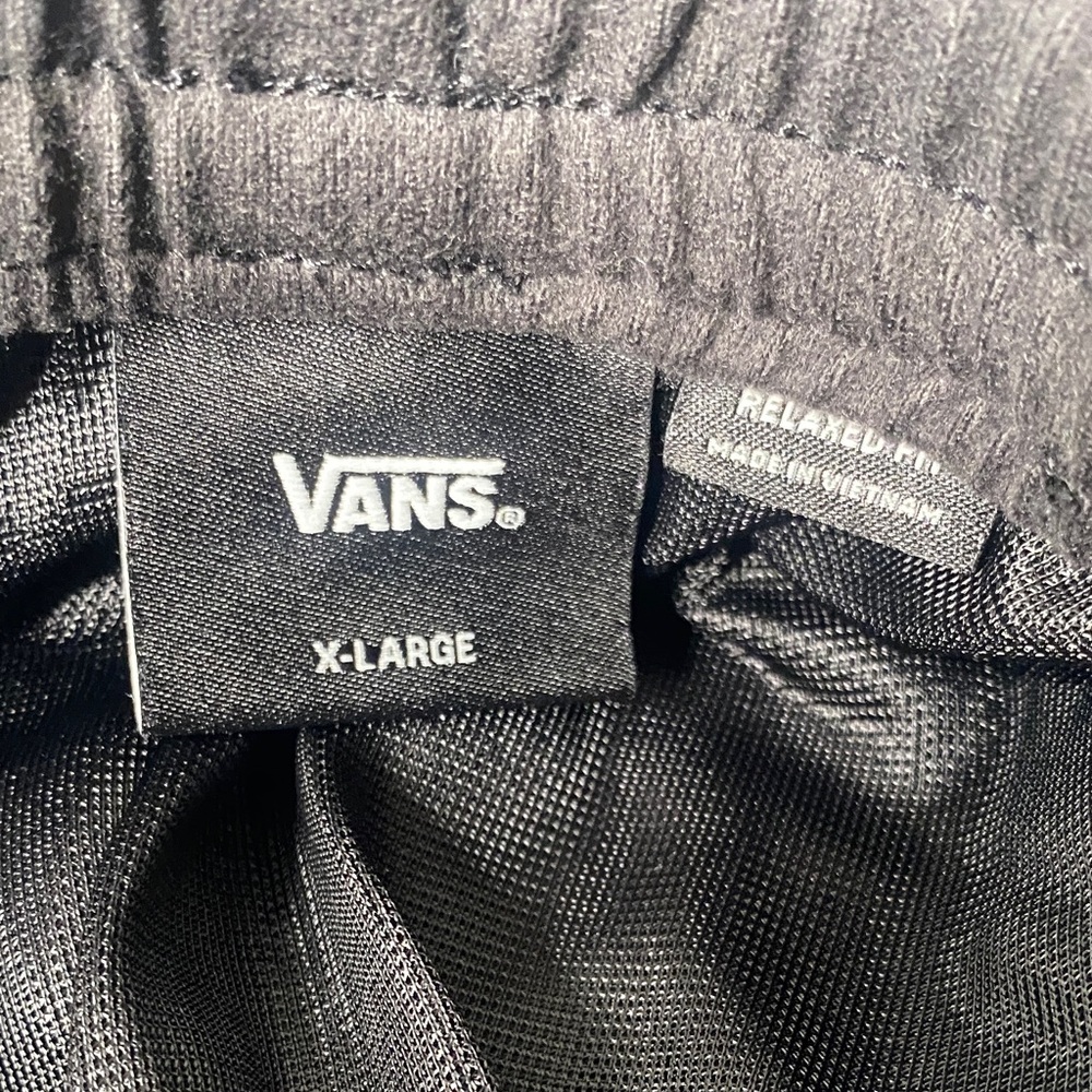 Vans Men's Red, Blue, and Black Hybrid Shorts Size XL Set Of (3) - Picture 10 of 16